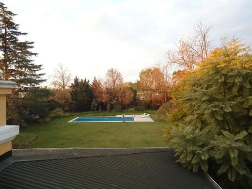 Casa de lujo en Pilar, Partido de Pilar