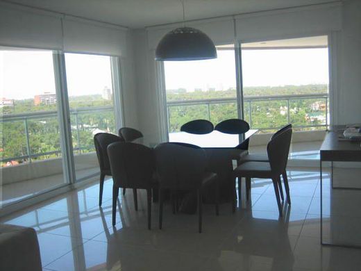 Posiadłość w Punta del Este, Punta Del Este