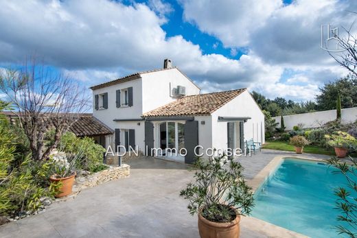 Villa in Mallemort, Bouches-du-Rhône