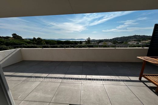 Apartment in Cavalaire-sur-Mer, Var