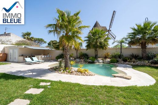 Villa en Saint-Mitre-les-Remparts, Bocas del Ródano