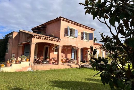 Villa a Paradou, Bocche del Rodano