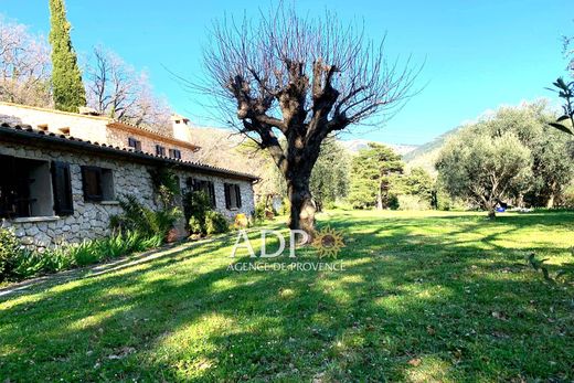 Villa à Saint-Vallier-de-Thiey, Alpes-Maritimes