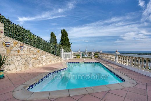 Villa in Mandelieu-la-Napoule, Alpes-Maritimes