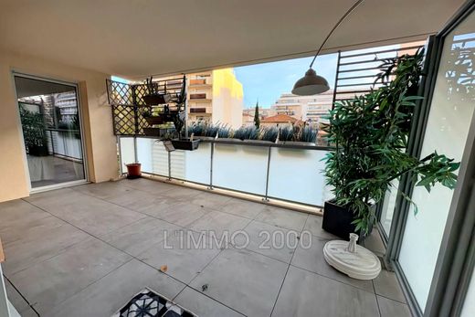 Appartement à Juan-les-Pins, Alpes-Maritimes