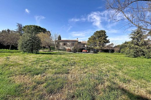 Вилла, Saint-Saturnin-lès-Avignon, Vaucluse