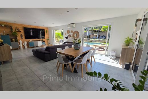 Villa in Le Plan-de-la-Tour, Var