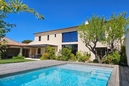 ‏וילה ב  Eygalières, Bouches-du-Rhône