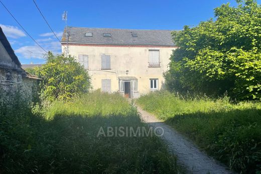 Chartres, Eure-et-Loirのアパートメント