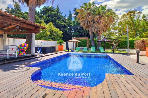 Villa a Saint-Cyprien, Pirenei Orientali