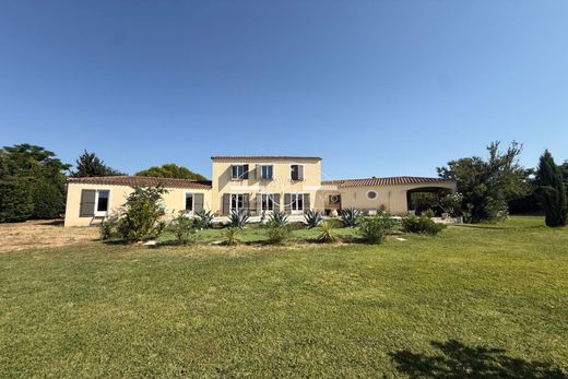 Arles, Bouches-du-Rhôneのヴィラ