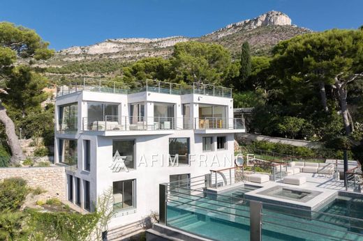 Cap-d'Ail, Alpes-Maritimesのヴィラ