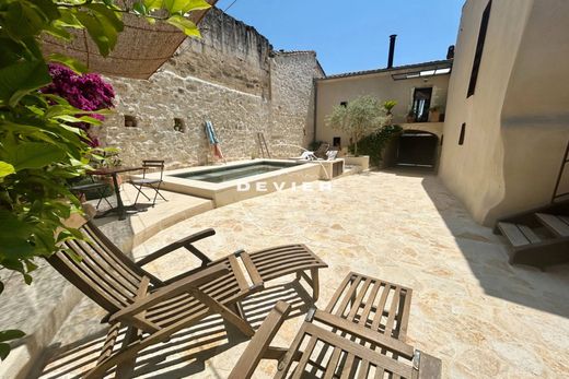 Villa en Saint-Geniès-des-Mourgues, Herault