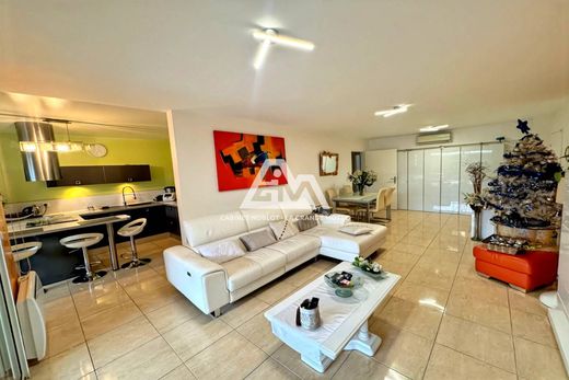 Apartment / Etagenwohnung in La Grande-Motte, Hérault