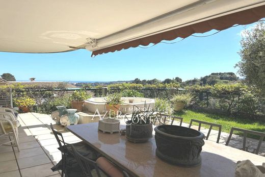 Apartment in Mougins, Alpes-Maritimes