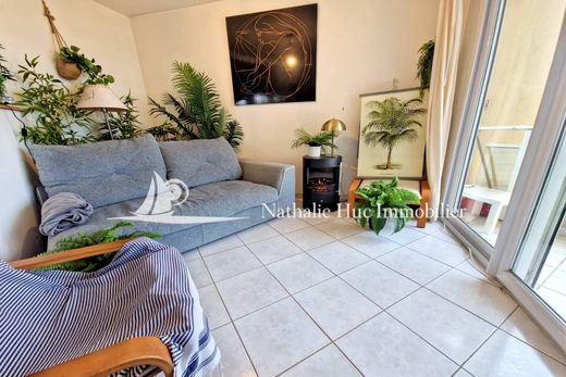 Apartment in Canet-Plage, Pyrénées-Orientales