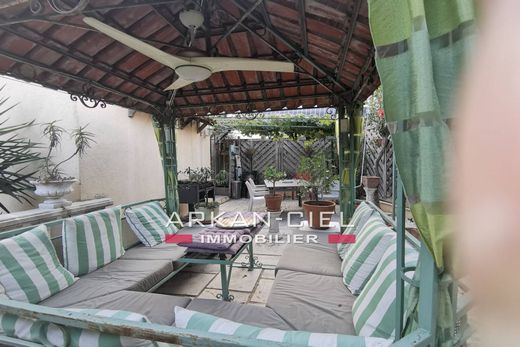 Villa à Juan-les-Pins, Alpes-Maritimes