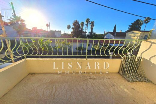 ﻓﻴﻼ ﻓﻲ Golfe-Juan, Alpes-Maritimes