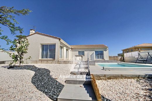 Вилла, Latour-Bas-Elne, Pyrénées-Orientales