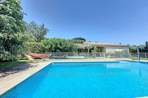 Villa a Cogolin, Var