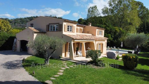 Villa in La Roquette-sur-Siagne, Alpes-Maritimes
