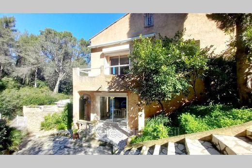 Villa à La Valette-du-Var, Var