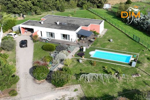 Villa in Montauban, Tarn-et-Garonne