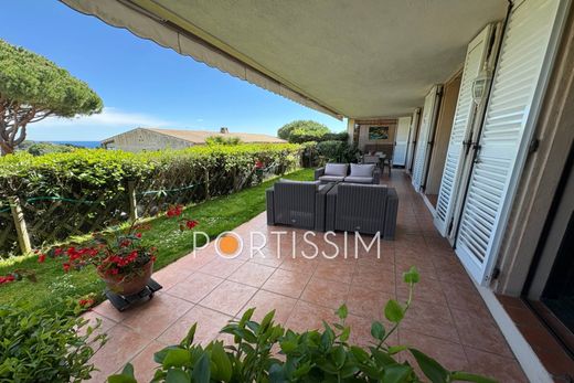 Apartment in Villeneuve-Loubet, Alpes-Maritimes