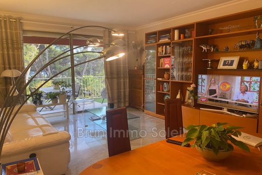 Apartament w Cagnes-sur-Mer, Alpes-Maritimes