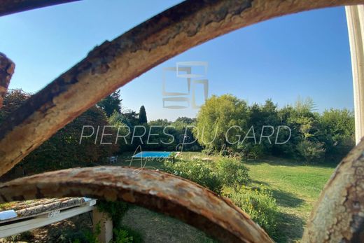 Villa à La Bruguière, Gard