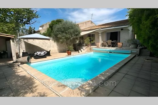 Villa in Gréasque, Bouches-du-Rhône