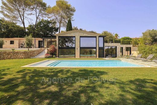 Villa in Valbonne, Alpes-Maritimes