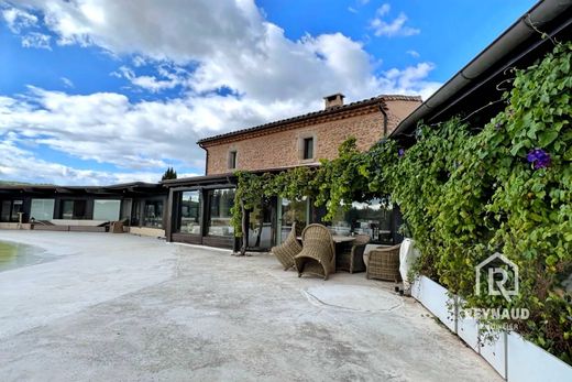 Villa in Clermont-l'Hérault, Hérault