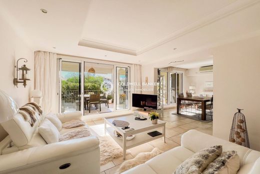 Piso / Apartamento en Cogolin, Var