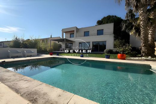 Villa à Saint-Geniès-des-Mourgues, Hérault