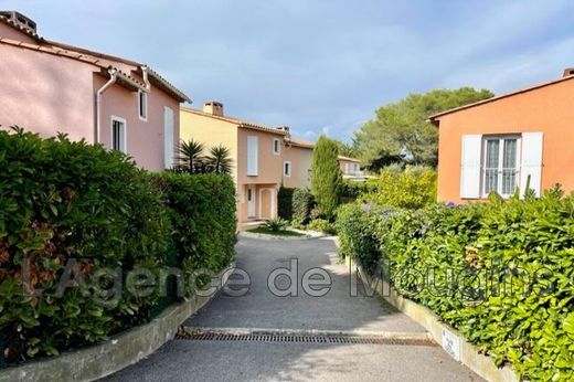 Willa w Mougins, Alpes-Maritimes