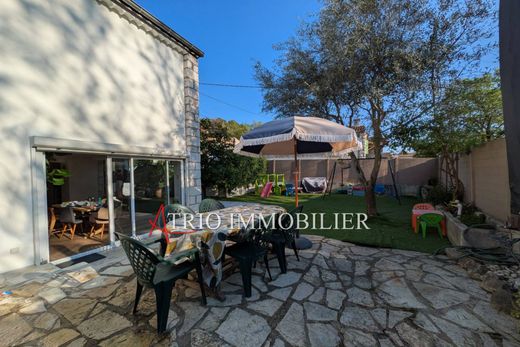 Villa in Cagnes-sur-Mer, Alpes-Maritimes