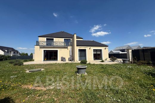 Villa in Champhol, Eure-et-Loir