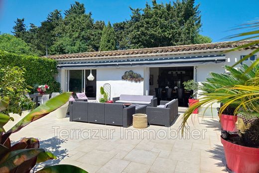 Villa in Antibes, Alpes-Maritimes