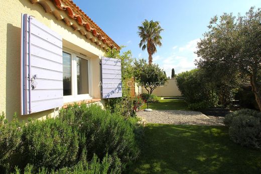 Βίλα σε Saint-Cyr-sur-Mer, Var