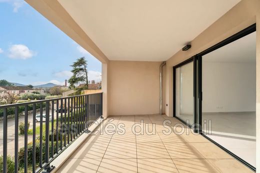 Piso / Apartamento en La Crau, Var