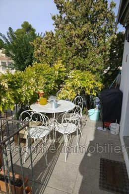 Вилла, Montferrier-sur-Lez, Hérault