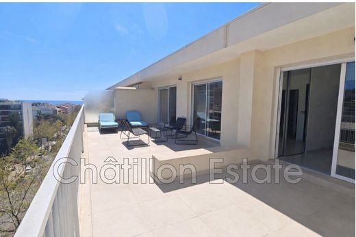Apartment in Cannes, Alpes-Maritimes