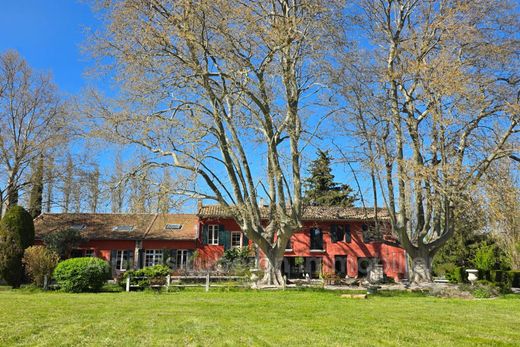 Villa in Eyguières, Bouches-du-Rhône