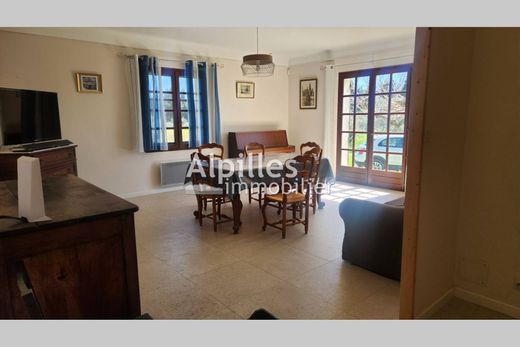 Villa in Mouriès, Bouches-du-Rhône