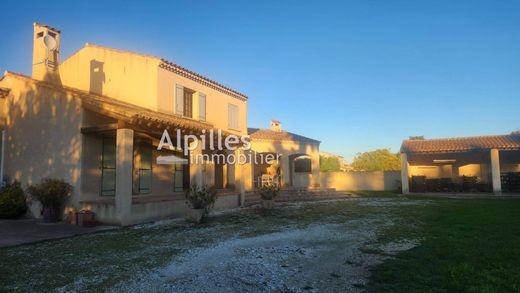 Villa in Mouriès, Bouches-du-Rhône