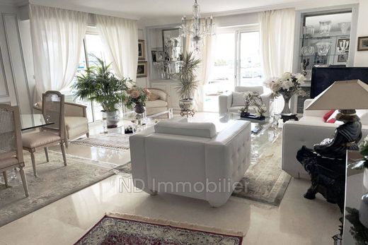 Apartment in Cannes, Alpes-Maritimes