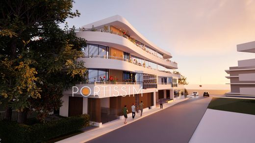 Apartment / Etagenwohnung in Villeneuve-Loubet, Alpes-Maritimes