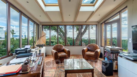 Villa a Cavalaire-sur-Mer, Var