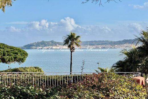 Apartment in Grimaud, Var